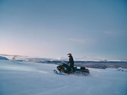 BRP Inc Lynx Introduces 2026 Lineup with Renewed Commander and