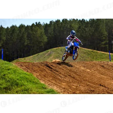 2027-Yamaha-YZ65-EU-Icon_Blue-Action-001-03 kuva