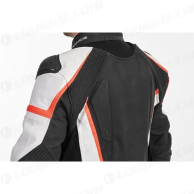 17967cdf26062a727252d7ff6b101e32 kuva