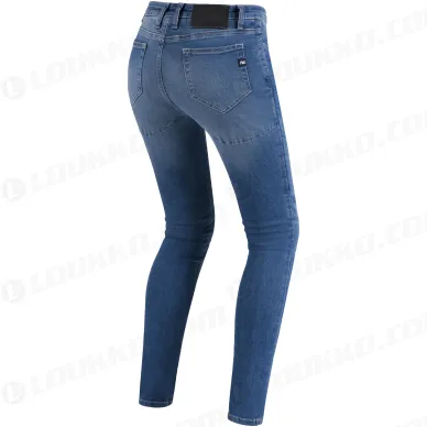 4fd860a075eb4921d22c450f07c0fc18 kuva