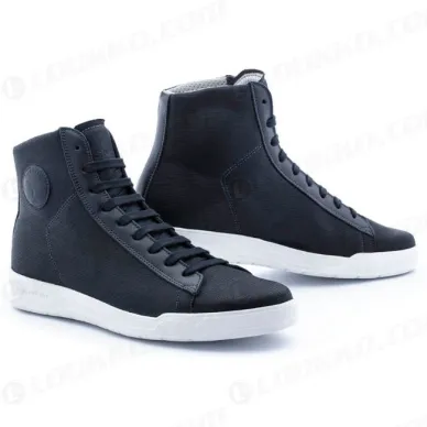 d7eab58bd2a48dc113d3a0097720d095 kuva