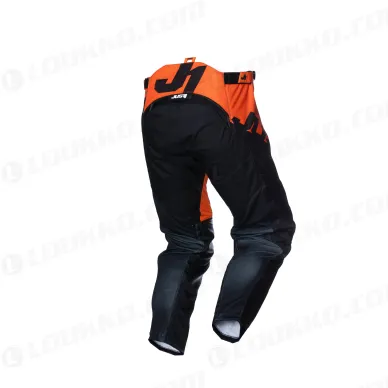 240a4cb65221e9301d54f90cb864e72c kuva