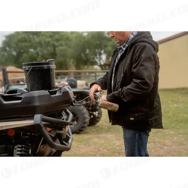 orv-atv-my23-5-ute-out-pro-fam-lifestyle-ak-00204-rgb-custom-1_1 kuva