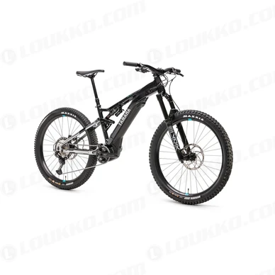 2022 Yamaha YDX MORO EU Raven Silver Studio 004 03 kuva