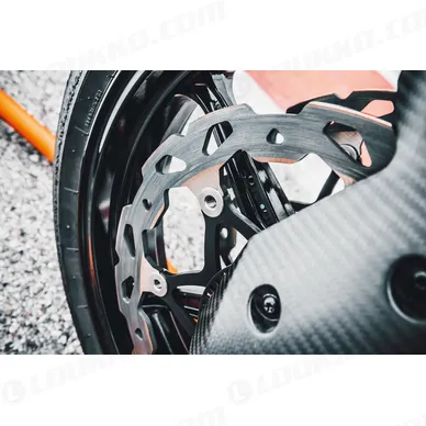 pho_pp_mon_61309960000_montiert__sall__awsg__v1 kuva