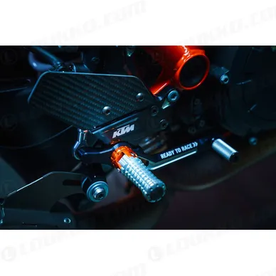 pho_pp_mon_61703937044_1__sall__awsg__v1 kuva