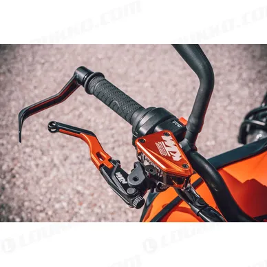 pho_pp_mon_64113902044_64113903000_61713931144c1a_detail1__sall__awsg__v1 kuva