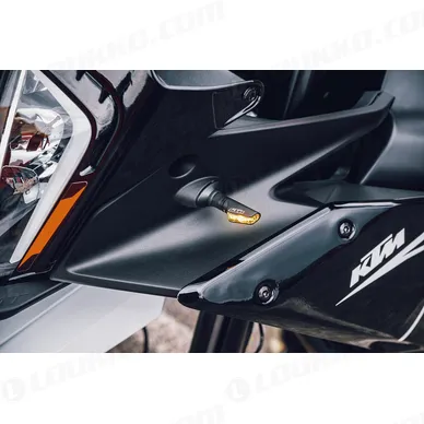 pho_pp_nmon_509881_my23_ktm_890_smt_details___parts_details_parts_04_studio__sall__awsg__v1 kuva