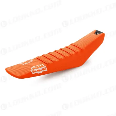 pho_pp_nmon_a46007040000eba_factory_racing_seat_studio_pictures_offroad__sall__awsg__v1 kuva