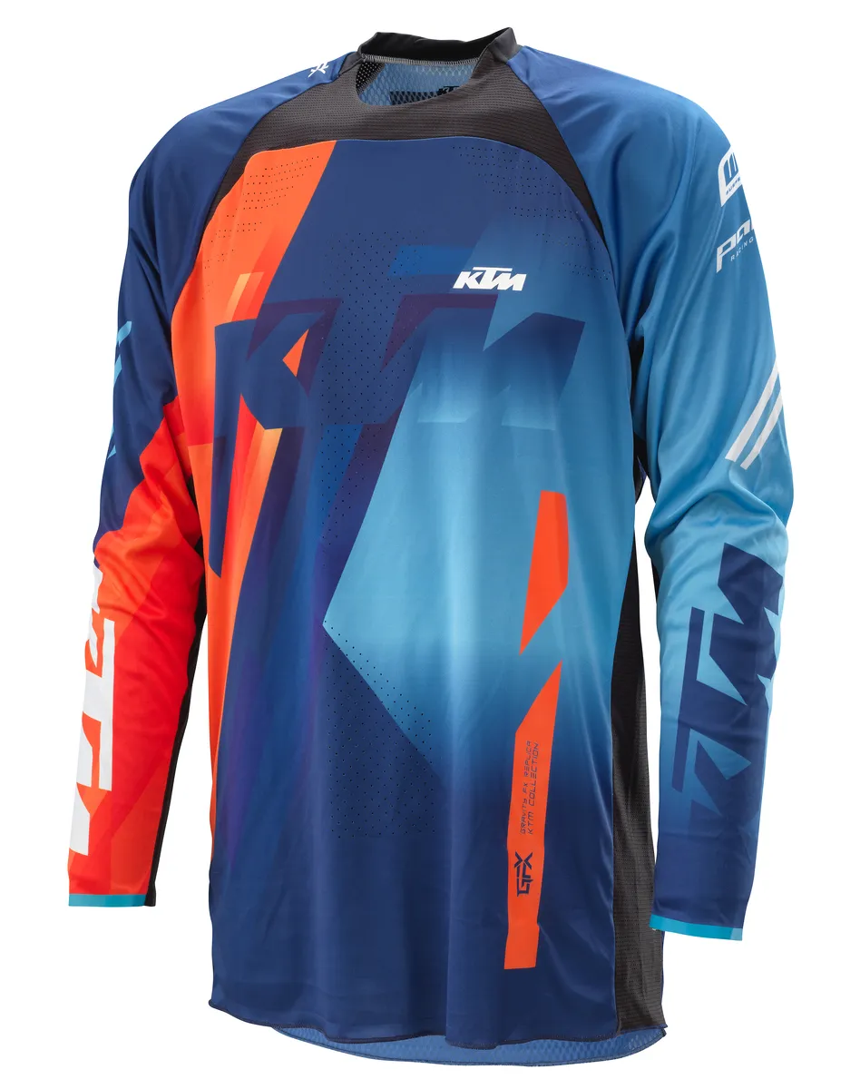 pho_pw_pers_vs_312777_3pw21000270x_gravity_fx_replica_shirt_front__sall__awsg__v1 kuva