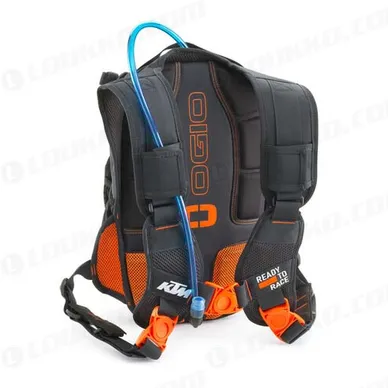 pho_pw_pers_rs_548953_3pw240000700_team_baja_hydration_pack_front_casual___accessories__sall__awsg__v4 kuva
