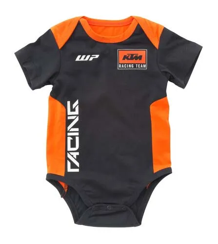 pho_pw_pers_vs_549009_3pw24000570x_baby_team_body_front_casual___kids__sall__awsg__v2 kuva