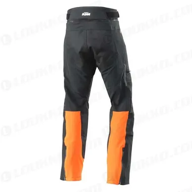 pho_pw_pers_rs_550220_3pw24000760x_apex_v4_pants_back_street_equipment__sall__awsg__v1 kuva