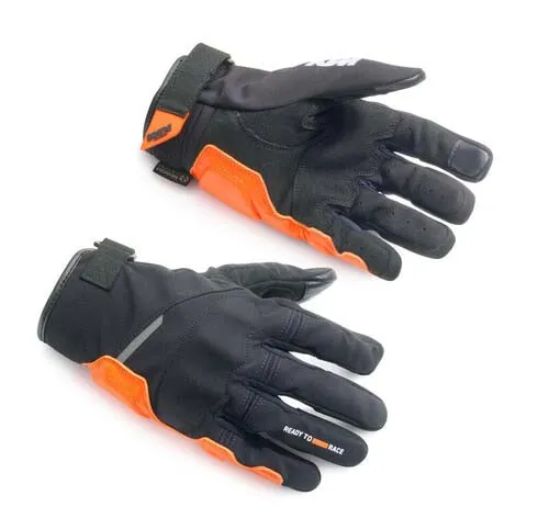 pho_pw_pers_vs_550242_3pw24000870x_two_4_ride_v3_gloves_street_equipment__sall__awsg__v1 kuva