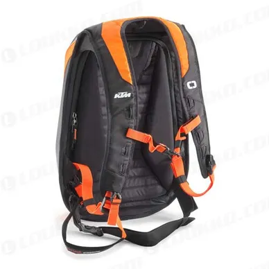 pho_pw_pers_rs_549020_3pw240030700_pure_no_drag_backpack_back_casual___accessories__sall__awsg__v2 kuva