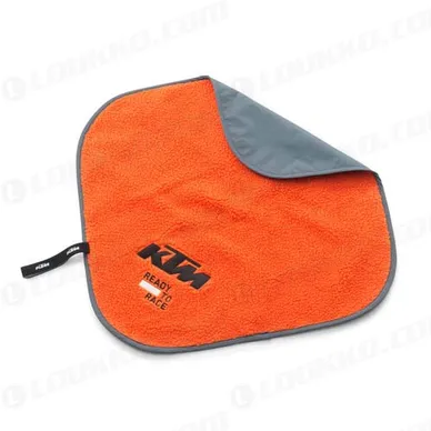 pho_pw_pers_rs_550212_3pw240031600_racetrack_changing_mat_back_casual___accessories__sall__awsg__v1 kuva
