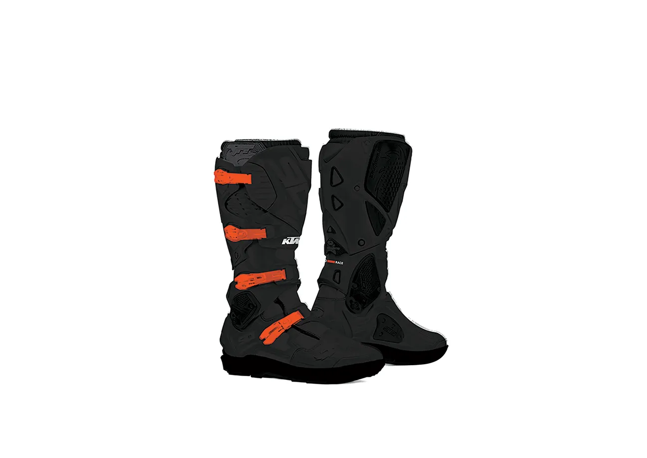 pho_pw_pers_vs_3pw25001290x_crossfire3srsboots_ktm_offroad_cy25_techpackaftersms_20240205_v01__sall__awsg__v1 kuva