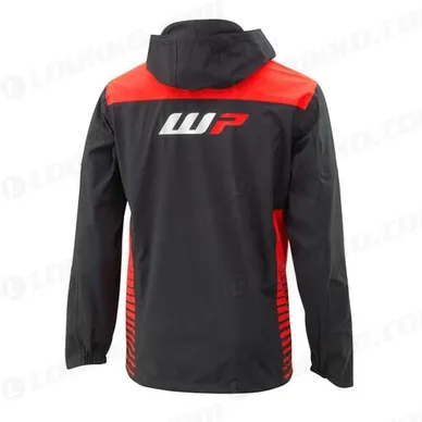 pho_wp_wbbekl_rs_3wp24004110x_replica_team_hardshell_jacket_back_9432__sall__awsg__v3 kuva