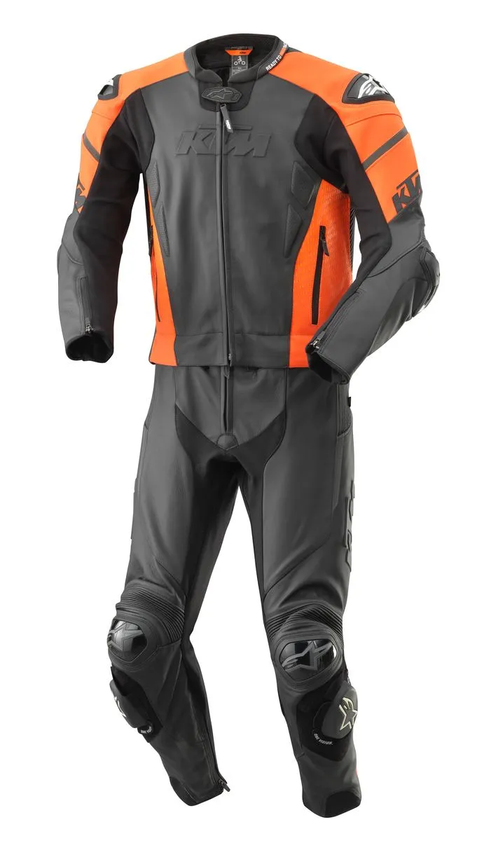 pho_pw_pers_vs_482229_3pw23000030x_radius_2_pcs_suit_front_street_equipment__sall__awsg__v1 kuva