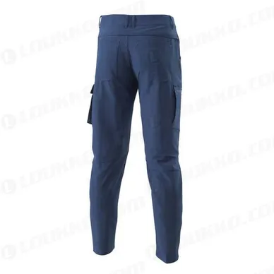 pho_pw_pers_rs_549431_3rb24000670x_replica_team_pants_back_casual___men__sall__awsg__v1 kuva