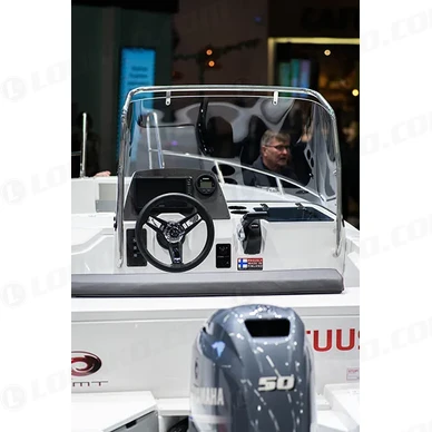 150r dsc00015 407x610 reference kuva