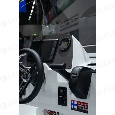 150r dsc09485 407x610 reference kuva