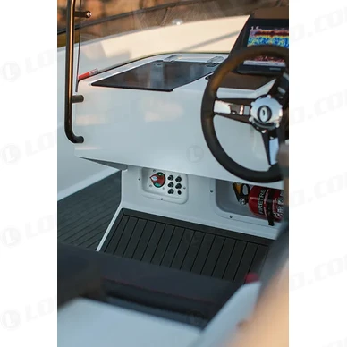 165r rf l8c7353 610x407 reference kuva