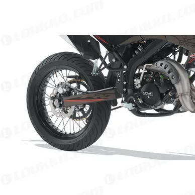 SM-PRO-Black-Edition50cc-Etu kuva