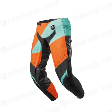 pho_pw_pers_vs_3pw192240x_se_slash_pants__front__sall__awsg__v1 kuva
