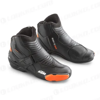 pho_pw_pers_vs_323167_3pw20000840x_s_mx_1_r_boots__sall__awsg__v1 kuva
