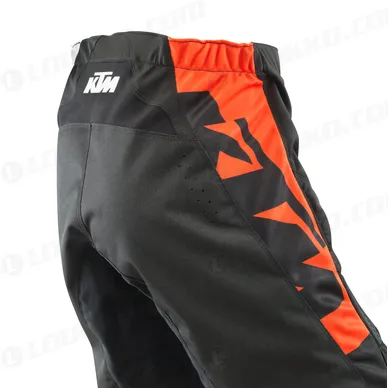 pho_pw_closeup_313580_3pw21000170x_pounce_pants_detail_1__sall__awsg__v1 kuva