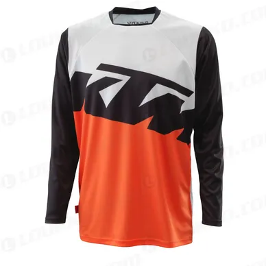 pho_pw_pers_vs_361555_3pw21002960x_pounce_shirt_black_front__sall__awsg__v1 kuva
