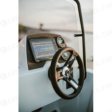 165r-rf_l8c7346_610x407_reference kuva