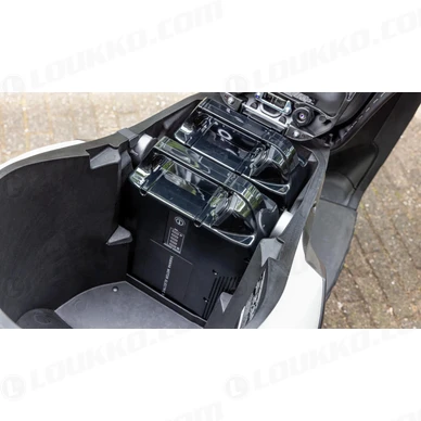 2023 Yamaha EJE025DB EU Dual Battery Milky White  Action 002 03 kuva