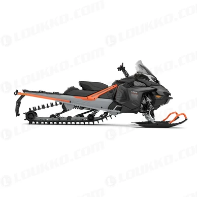 LYNX MY26 49 Ranger PRO 850 E TEC Orange Full Moon Silver Black Studio side EMEA kuva