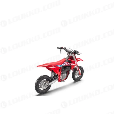 PHO BIKE PERS REHI MC E 3 MY23 rear right SALL AEPI V1 kuva