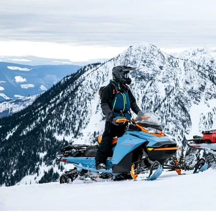 ski doo tauko talvimaisemassa